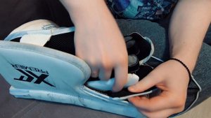 Хоккейная форма вратаря – блин вратарский (блокер)