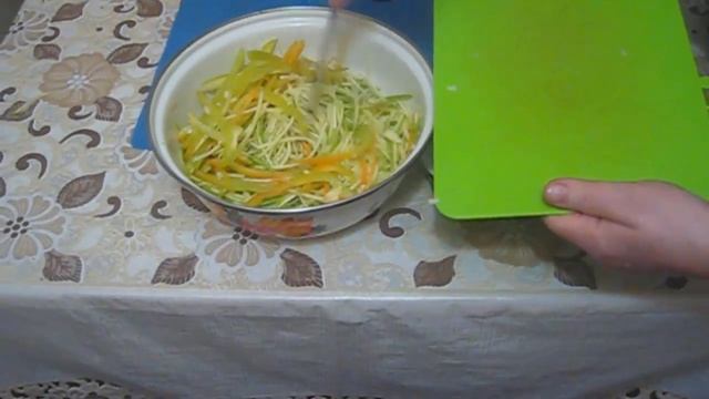 Салат из маринованных кабачков быстро вкусно и полезно рецепт видео смотреть онлайн