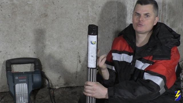 Монтаж контура заземления в подвале с низким потолком это реальность.