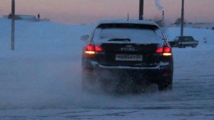 Зима , лёд , полный привод. Toyota Venza , let's go!