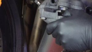 How to Change Front Brake Pads on a Honda CBR 600 RR | Partzilla.com