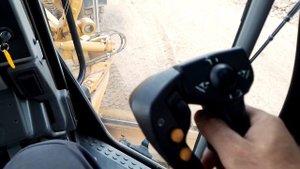Краткий обзор автогрейдера CAT  150