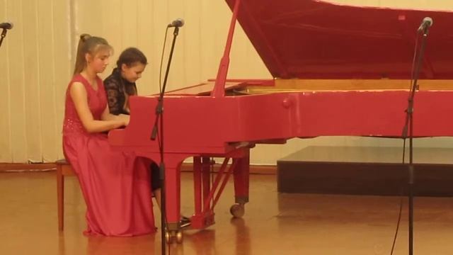 Павел Захаров Бах играет либертанго смотреть онлайн