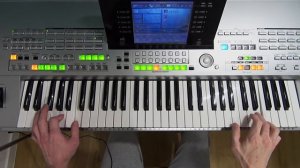 Yuri Kane - Right Back - Cover on Yamaha Tyros. Auto Accompaniment + VST Plugins