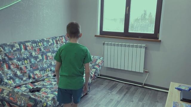 Радиоголовый сломался и пришлось его подчинить с помощью Nerf mega смотреть онлайн