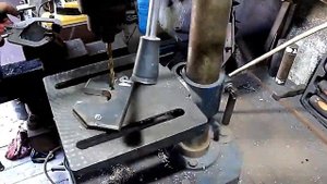 Съёмник пружин амортизаторов своими руками