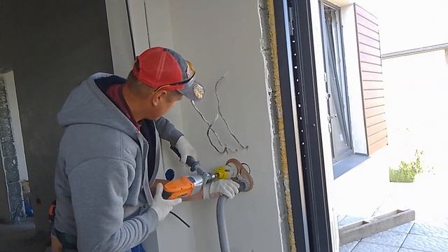 подрозетники в шлакоблоке