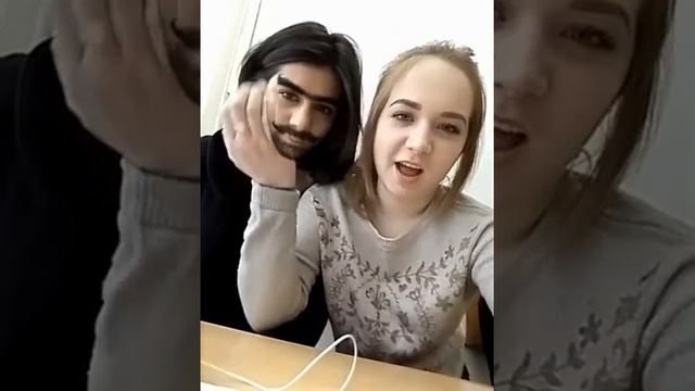 Когда вы не можете решить, кому зарезать барана.
 from kwai.com смотреть онлайн