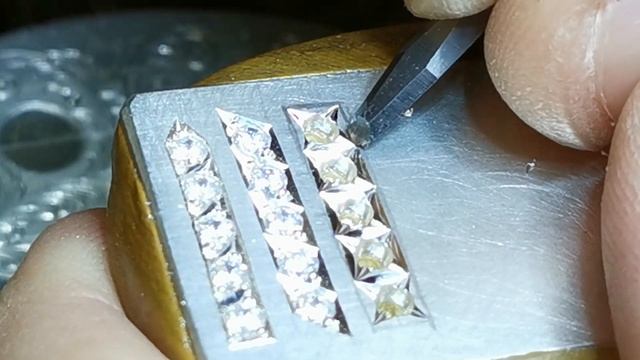 Engaste cuatro granos facetado смотреть онлайн