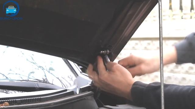 Установка амортизаторов капота на Mitsubishi Outlander XL JFG / Митцубиши Аутлендер ХЛ рестайлинг смотреть онлайн