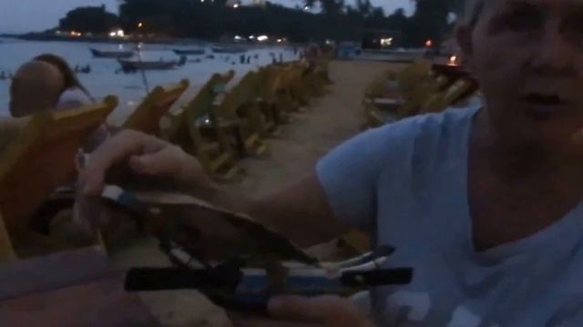 A Tourist's Guide to Unawatuna, Sri Lanka смотреть онлайн