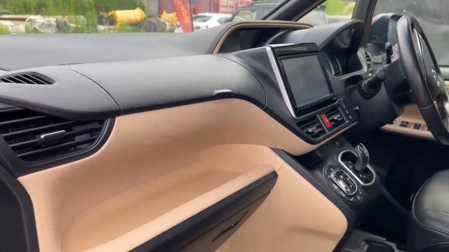 Toyota Noah 2014•Владивосток смотреть онлайн