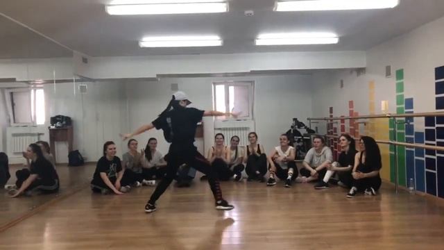 Мастер-классы Любы Гаврилец в Dance Life! Танцы в Белгороде. Urban choreo смотреть онлайн