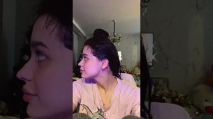 Полина Слепкан красит волосы Ульяне // Трансляция за 1 апреля