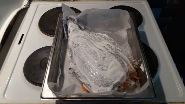 Лещ в духовке. Просто и вкусно) #какприготовить #кухнябородача #рецепты #какприготовитьлеща #лещ