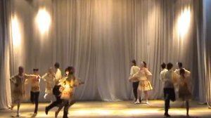 Русский танец "Посею лебеду на берегу".flv