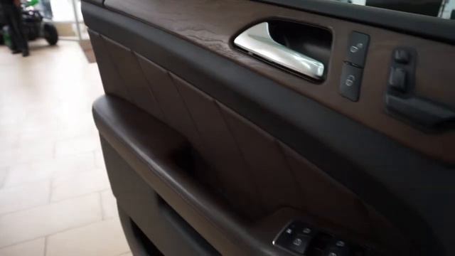 Mercedes-Bens GL350d 2014 смотреть онлайн