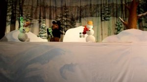 Кукольный спектакль "Солнышко и снежные человечки"