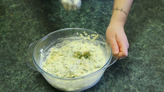 Сырная лепешка. Сочная, с хрустящей сырной корочкой!