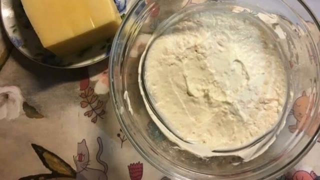 Салат ,,Облачко" с курицей и ананасом. Вкусняшка ещё та)) смотреть онлайн