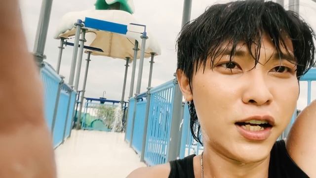 P-Log I Anh Em Ta Đại Náo CÔNG VIÊN NƯỚC ( VLOG TOOFKO ) смотреть онлайн