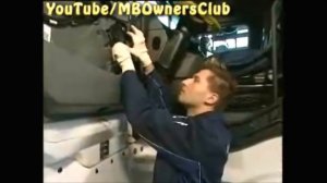 Mercedes-Benz Actros - How to remove / install the door module with defective control unit