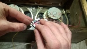 Блютуз колонка своими руками из старой советской колонки.