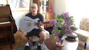 Daisy Rock Retro H Ice Blue Electric Guitar