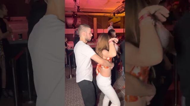 Αν είσαι ένα αστέρι bachata version Kostantinos & Anisia Istanbul Dance Festival 2023 смотреть онлайн