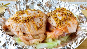 Куриные бедра в духовке с хрустящей корочкой