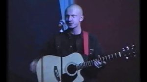 Слава Глюк   Лыжи и Сижу на траве 2003