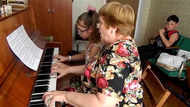 Свадебный марш. Мендельсон. Исполняет Маргарита Голосеева