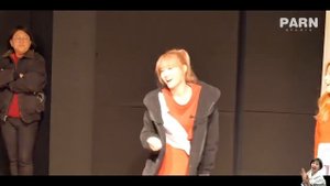 TWICE FUNNY MOMENTS ( FANSIGN )
