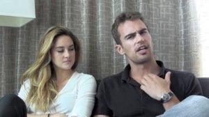 Divergent - Shailene Woodley & Theo James Talk 'Divergent' at SDCC