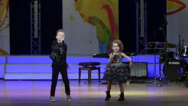 Булочка с маком - Глеб Сивцов и София Каменева смотреть онлайн