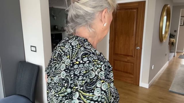 Marks and Spencer Haul in my Hall - I'm a size 18, 5'6" tall смотреть онлайн