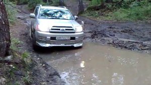 Hilux Surf 215 offroad Тургояк за Бобровкой