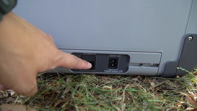 Компрессорный автохолодильник Waeco (Dometic) CFX-50 смотреть онлайн