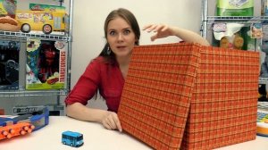 Тайо (маленький автобус) покупает парковку. Видео про игрушки