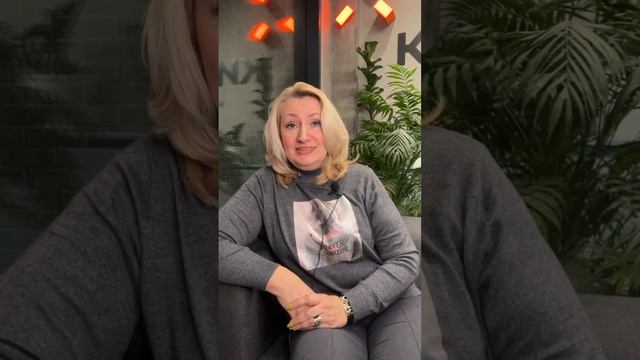 Не важно, что ты хочешь купить, важно, что я хочу тебе продать. смотреть онлайн