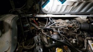 Introducing Luna, the 1989 Toyota Van | first update | new vacuum lines, PCV valve