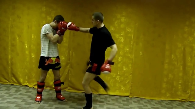 Тайский бокс. Любимая серия ударов тайбоксёров. смотреть онлайн