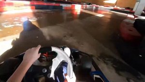 Картинг для детей. Пробуем себя в роли гонщиков!