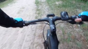 На велосипеде по песку