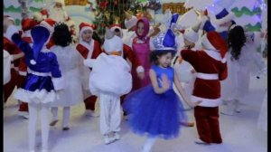 Фрагмент утренника "Кастинг Снегурочек". Сценка с  Машей. Видео Sirin