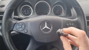 Мерседес w204 2009 сделать дубликат чип ключа зажигания в форме рыбки на 3 кнопки в Минске