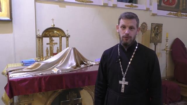 Вопросы батюшке. Что такое акафист? Как читать? Где читать?