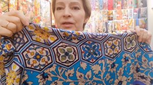 Индийский слон и фантазийные цветы. Павловопосадские платки в Минске. Светлана