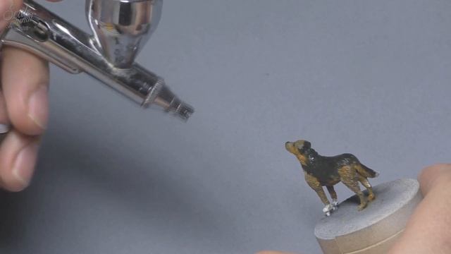 КАК ПОКРАСИТЬ ФИГУРКУ собаки ДЛЯ ДИОРАМЫ. Простой способ ДЛЯ НАЧИНАЮЩИХ. Роспись миниатюры.