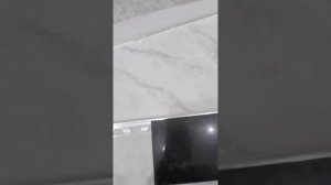 наполный плинтус из керамогранита